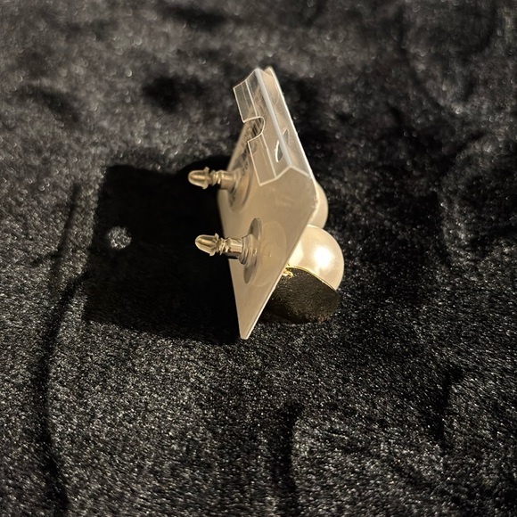 Esterling silver earrings - Picture 2 of 2